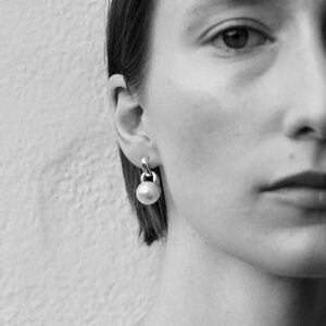 NWT Sophie Buhai everyday pearl earrings